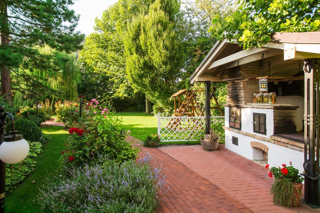 Villa Rosa Dunajská Streda Exteriér fotografie